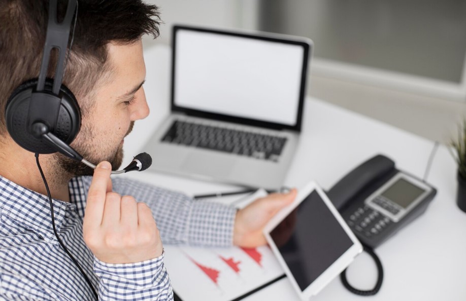 Customer Service E-Commerce